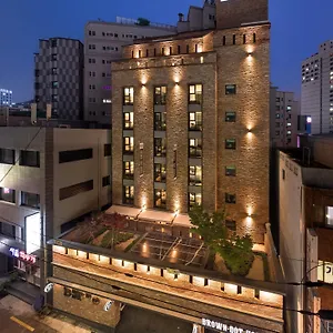 Brown Dot Seomyeon 釜山