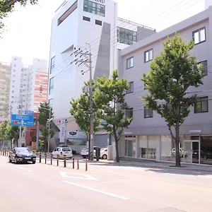 Hotel Wood House, Busan