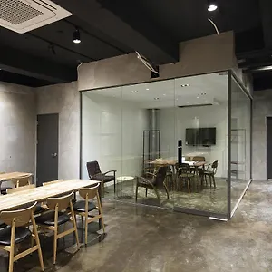 2* Hotel The Gray